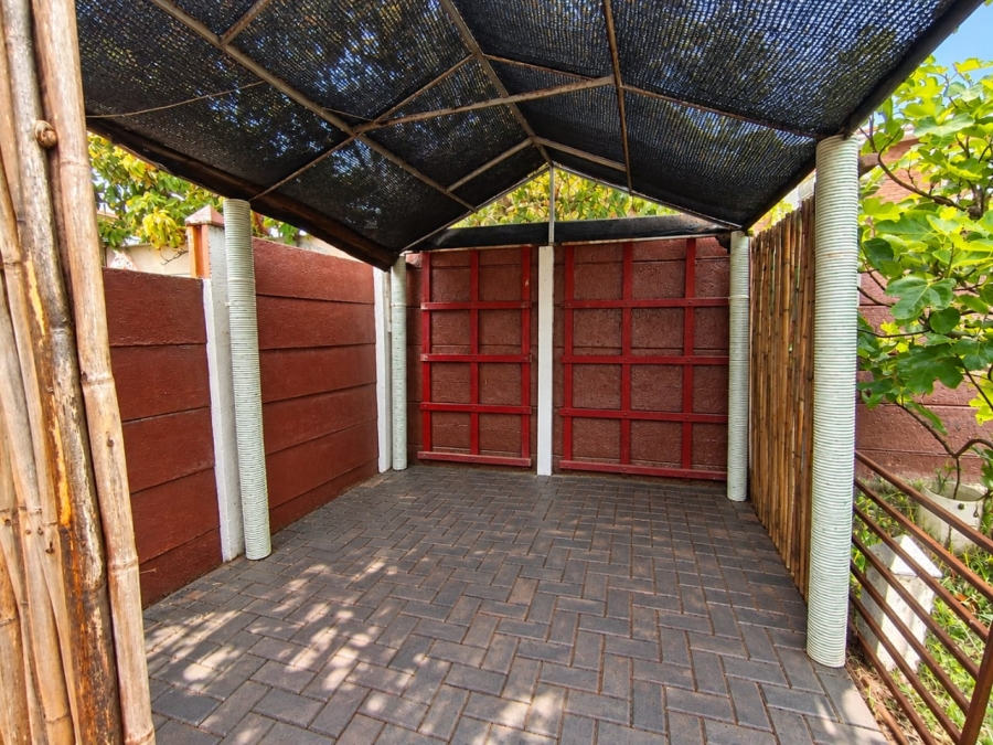 2 Bedroom Property for Sale in Heiderand Western Cape